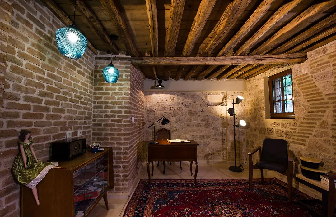 Boutique Hotel Kokkino Spiti-1