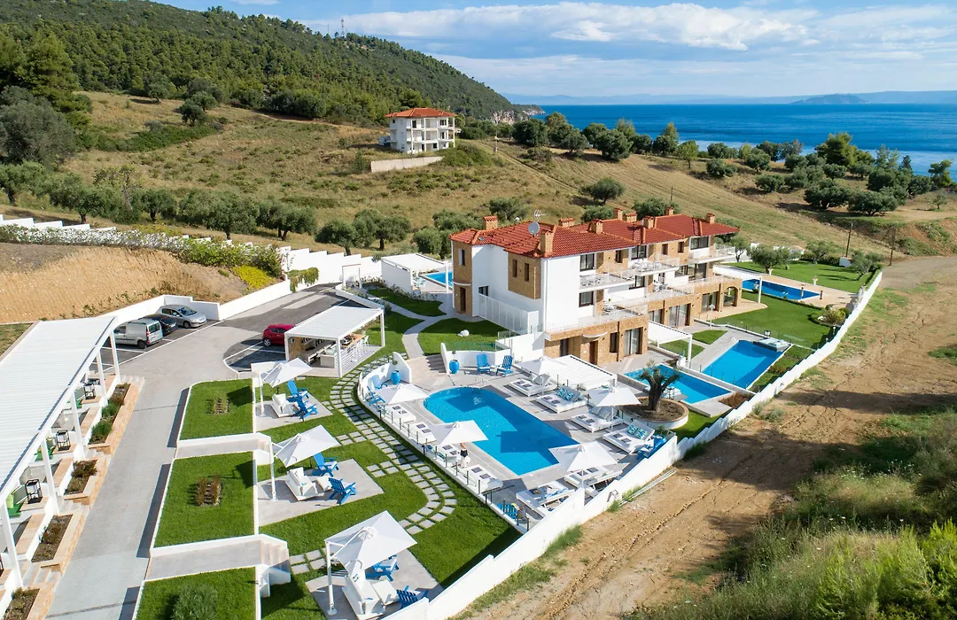 Villa D'Oro - Luxury Villas & Suites-1