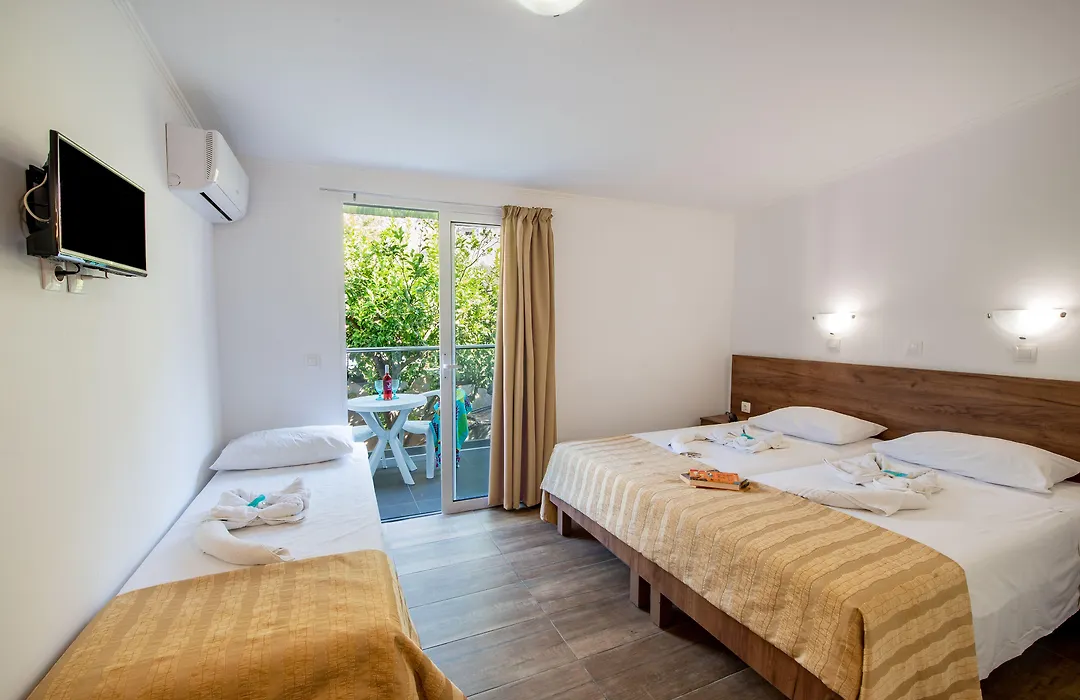 Ilyssion Hotel-1