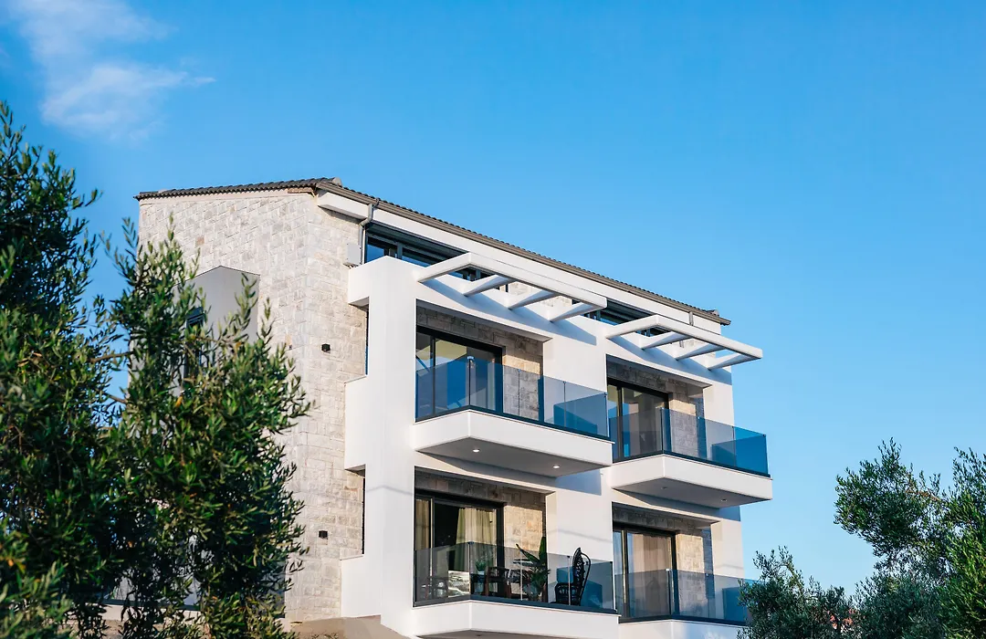 Cocooning Suites By Blue Carpet-1