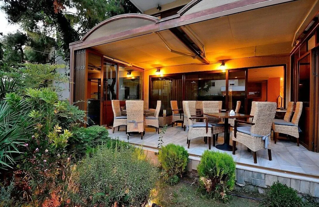 Hotel Chris-1