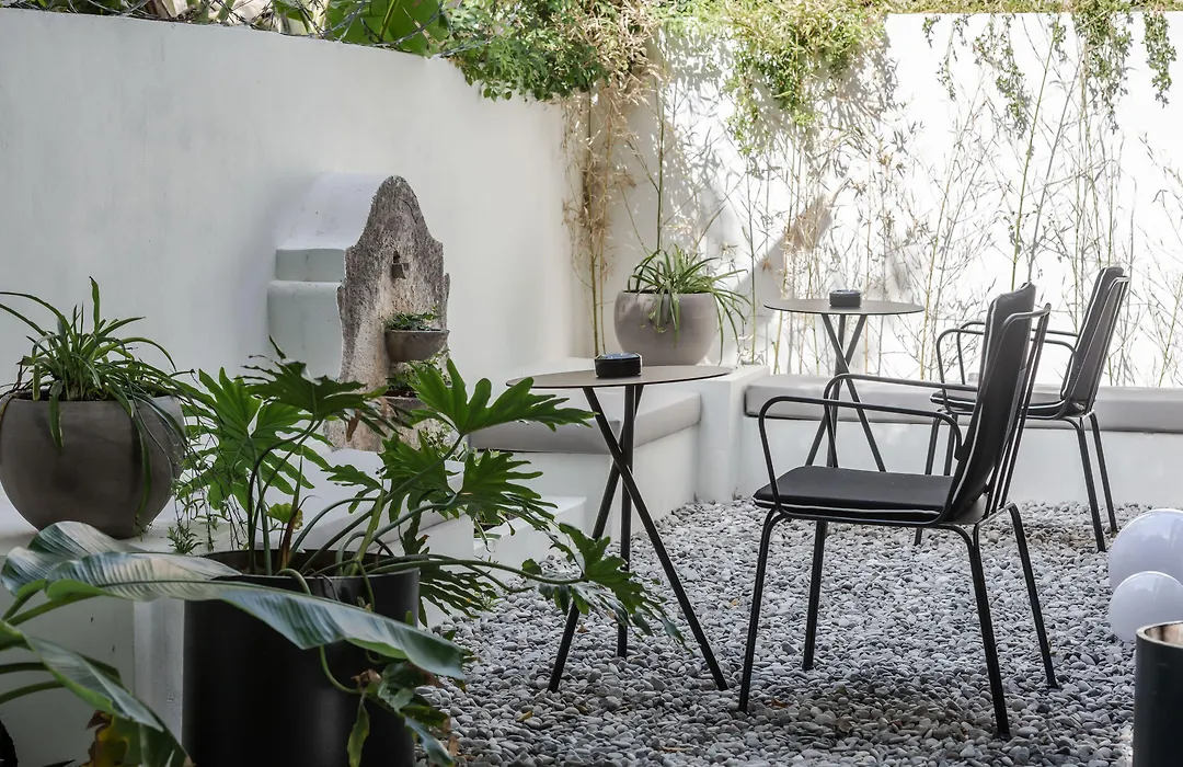 Bitzaro Boutique Hotel-1