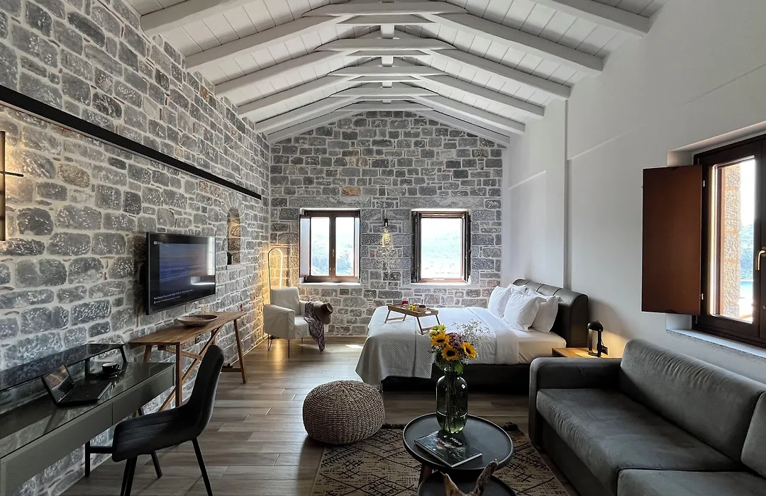 Manifest Boutique Hotel-1