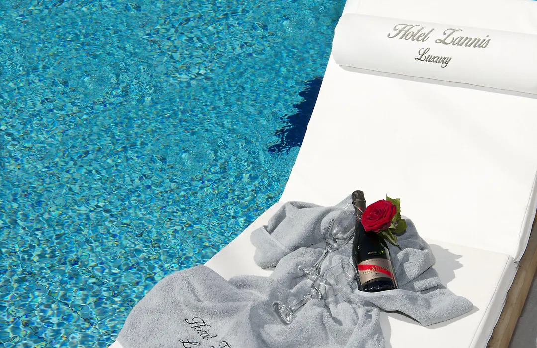 Zannis Hotel-1