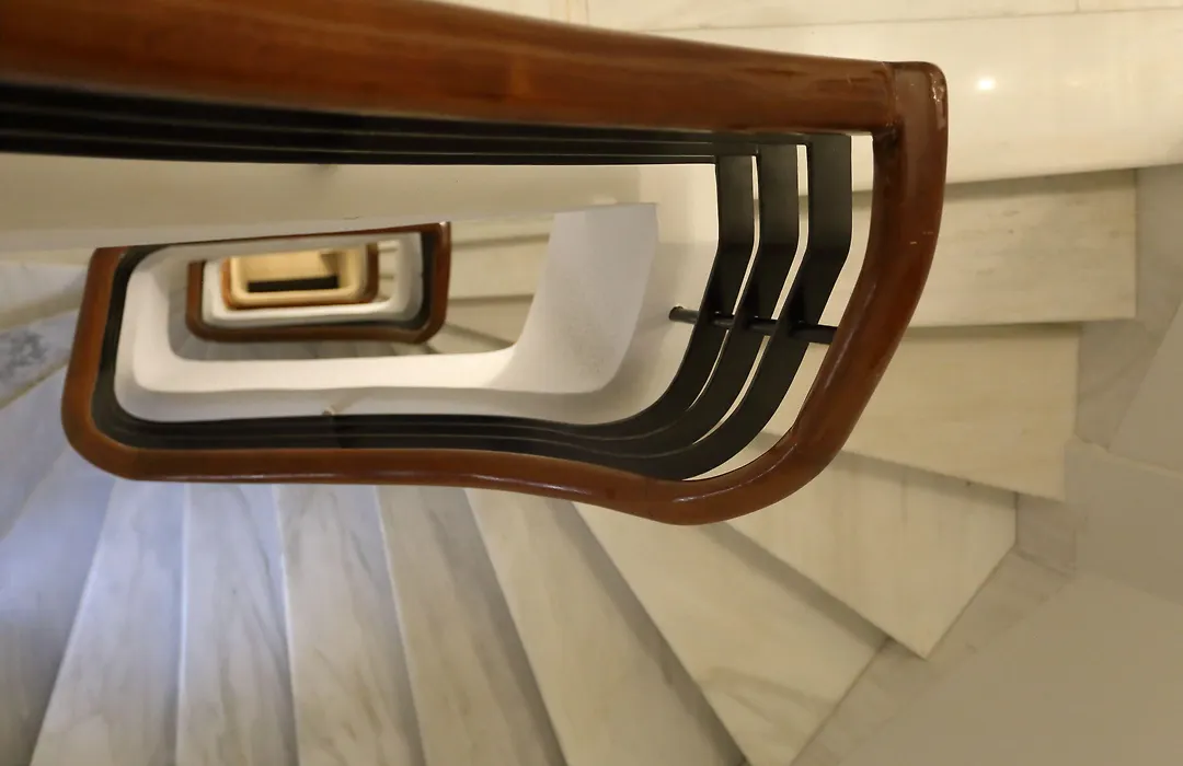 V1935 Luxurious Apartments-1