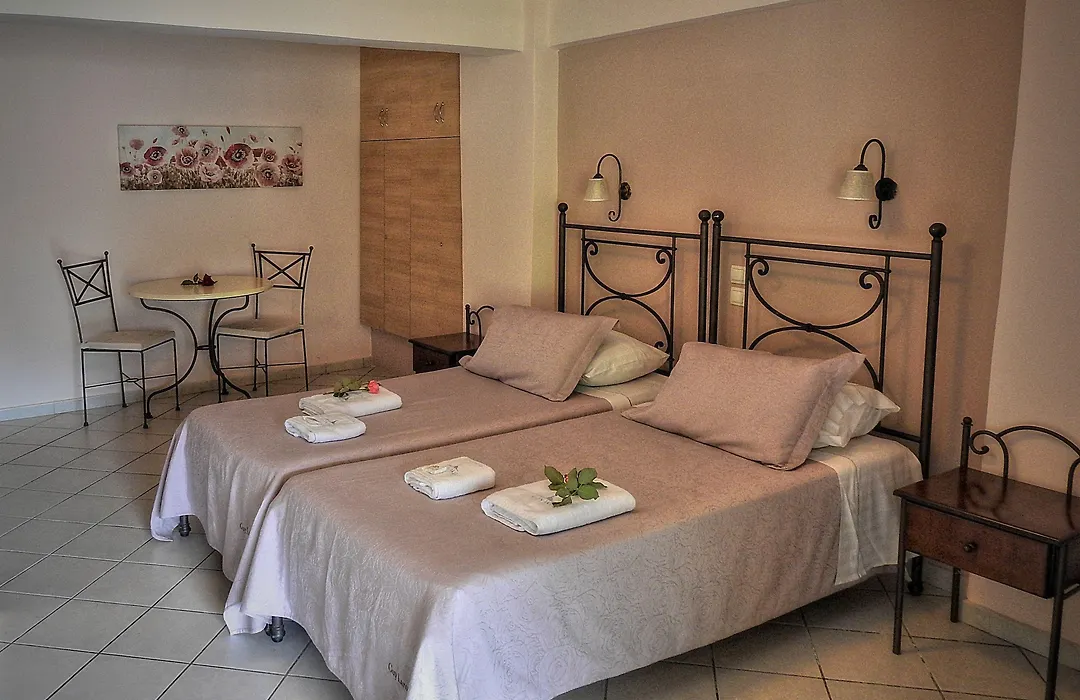 Alonakia Hotel-1