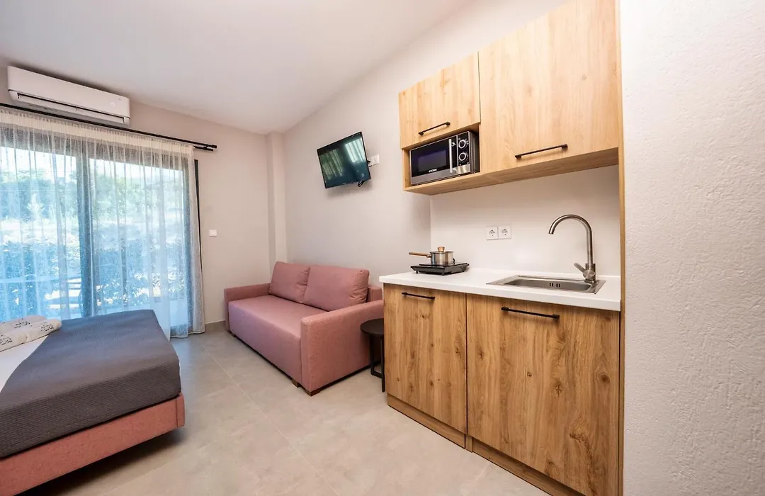 Lofos Luxury Living-1