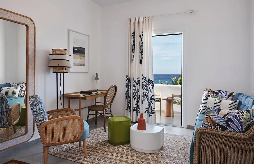 Myconian Sunrise Relais & Chateaux Hotel-1