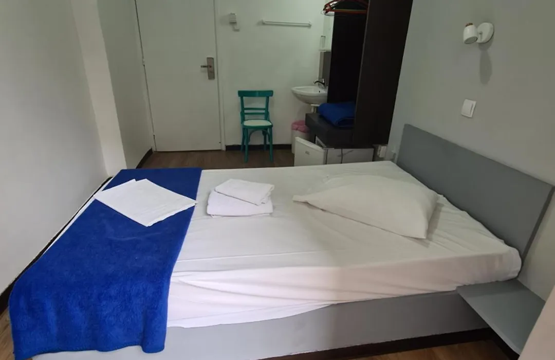 Sparta Team Hotel-1