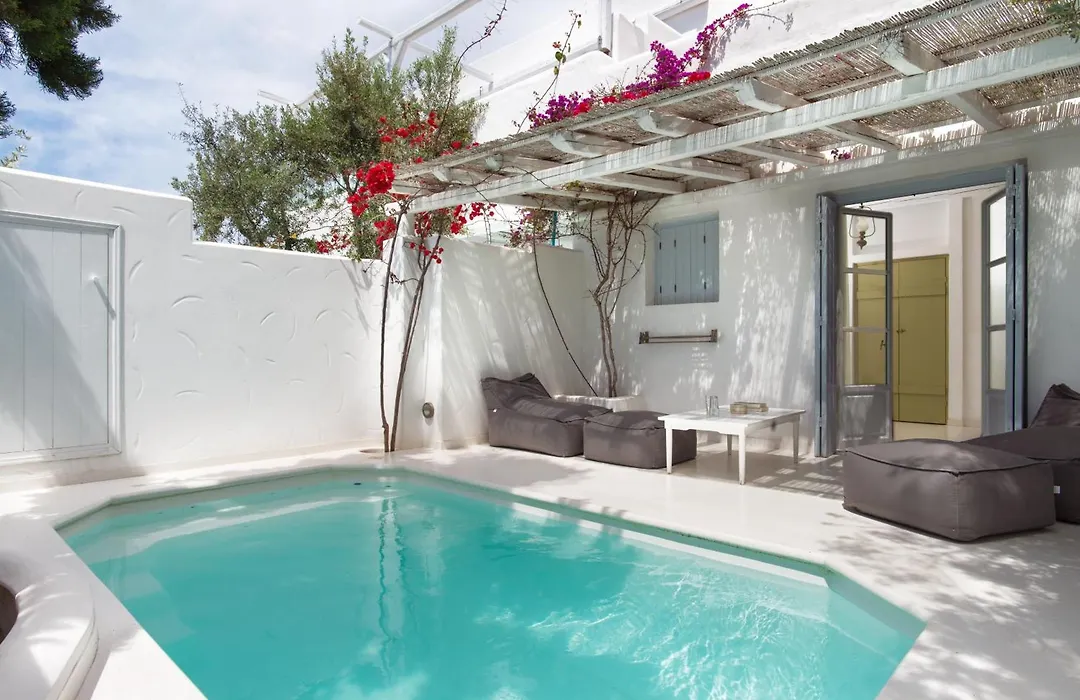 Thalassitra Private Pool Suites-1
