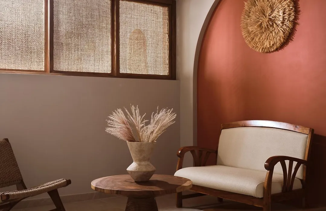 Ammonites Beachfront Rooms & Suites-1