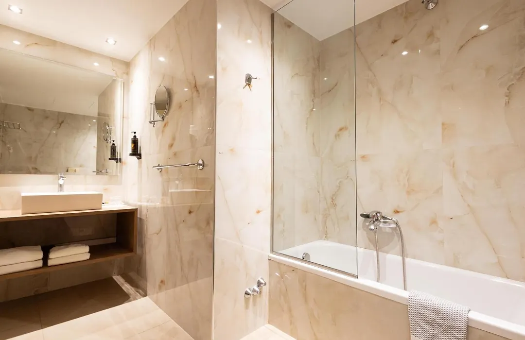 Best Western Plus Embassy Hotel-1