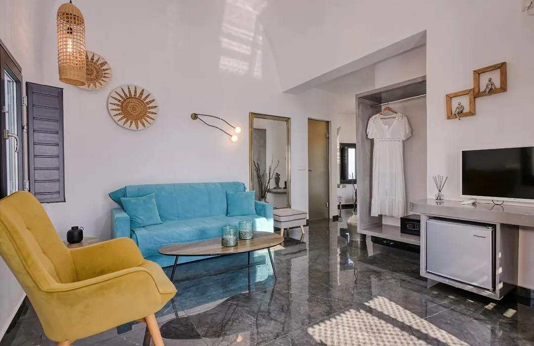 Oia Suites-1