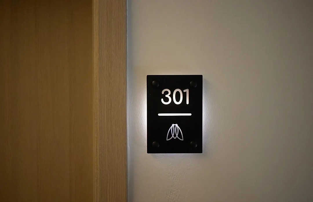 Cicada Hotel-1