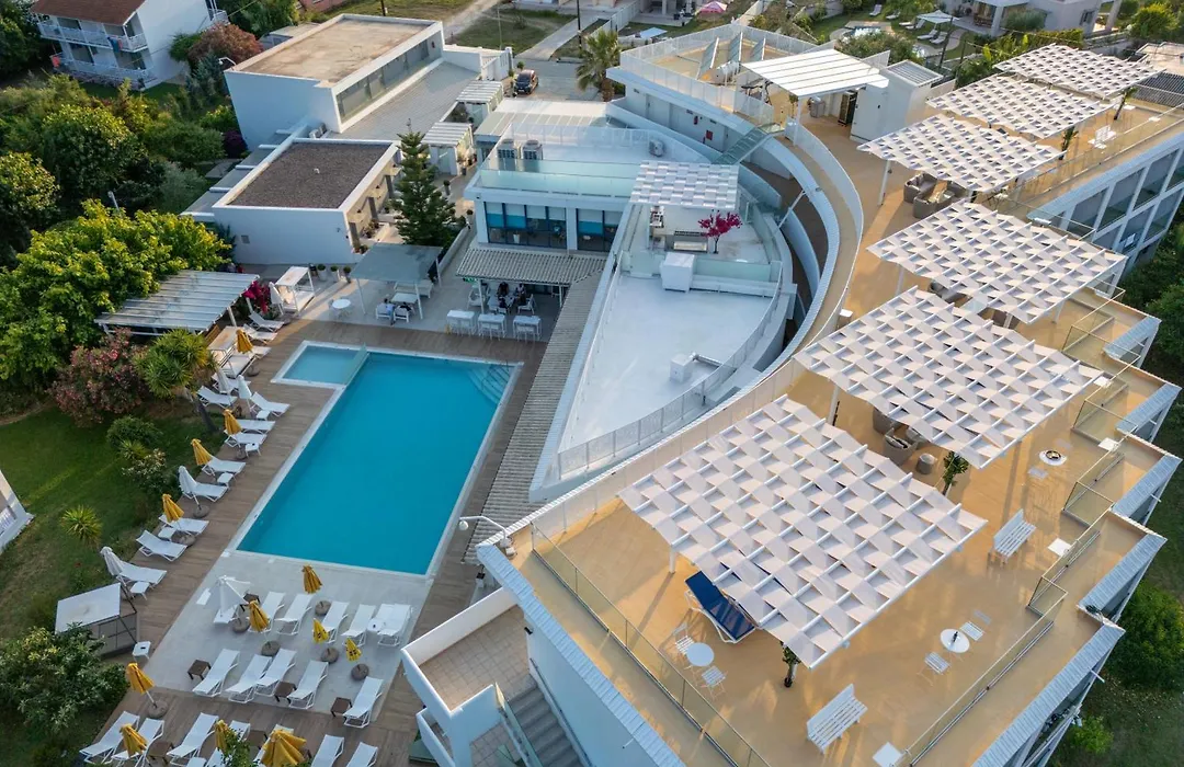 Nasos Hotel & Resort-1