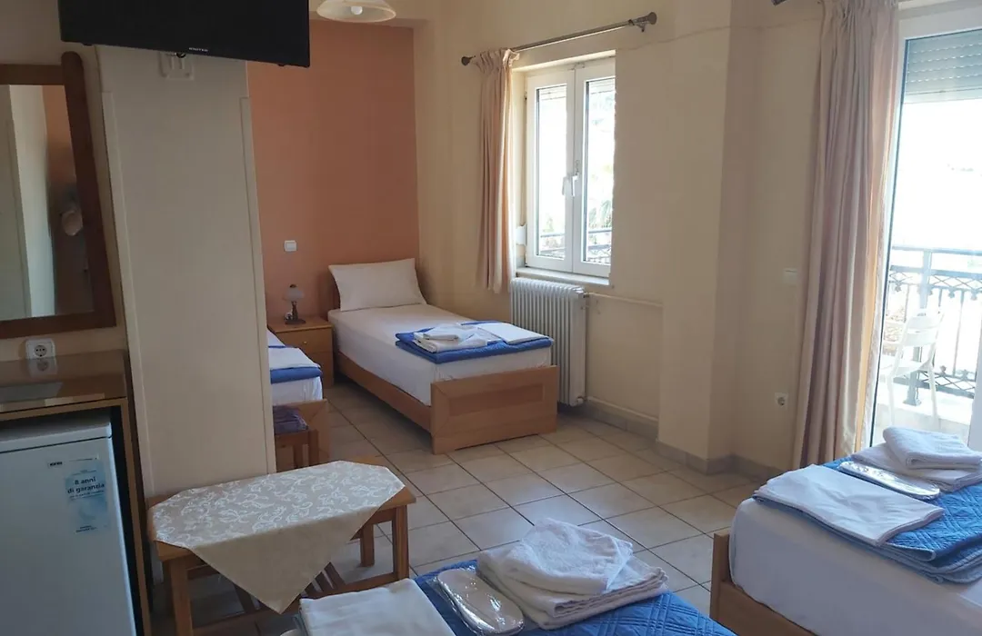 Zoumboulis Rooms-1