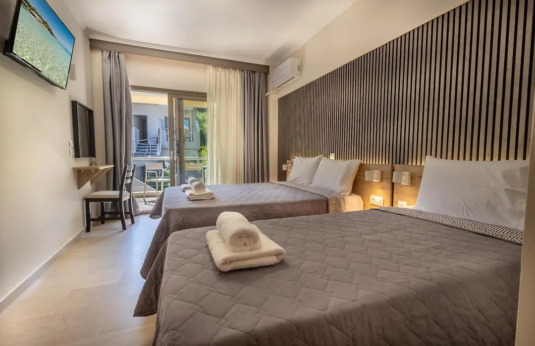 Afrodite Seaside Rooms-1