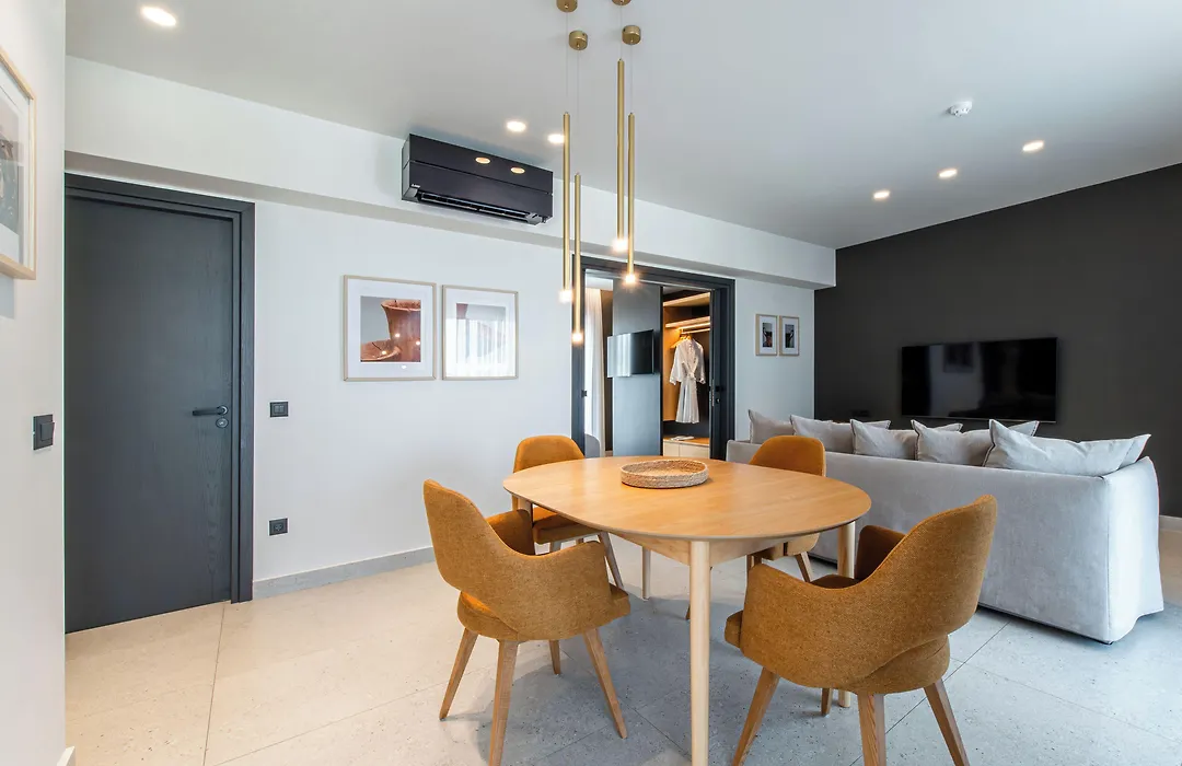 Porta Suites-1
