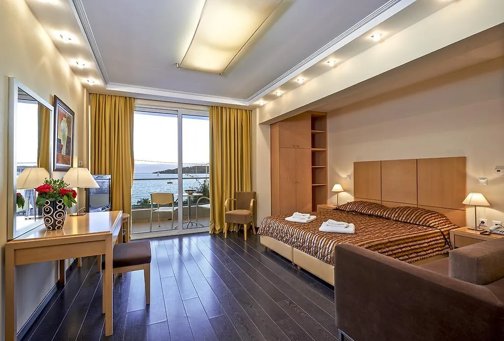 Nautica Bay Hotel-1