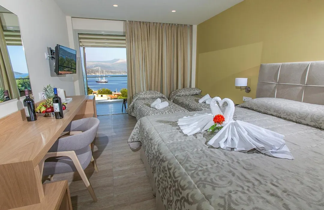 Paradise Lost Hotel-Apartments-1