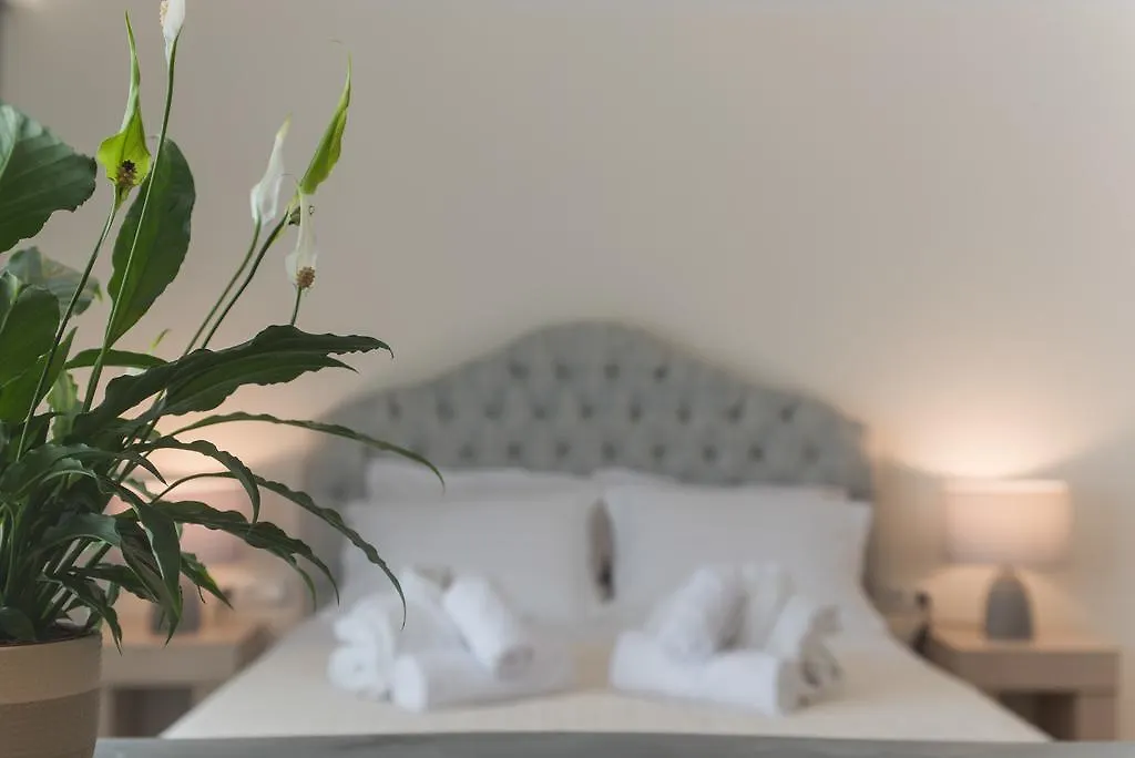 Castello Boutique Rooms-1