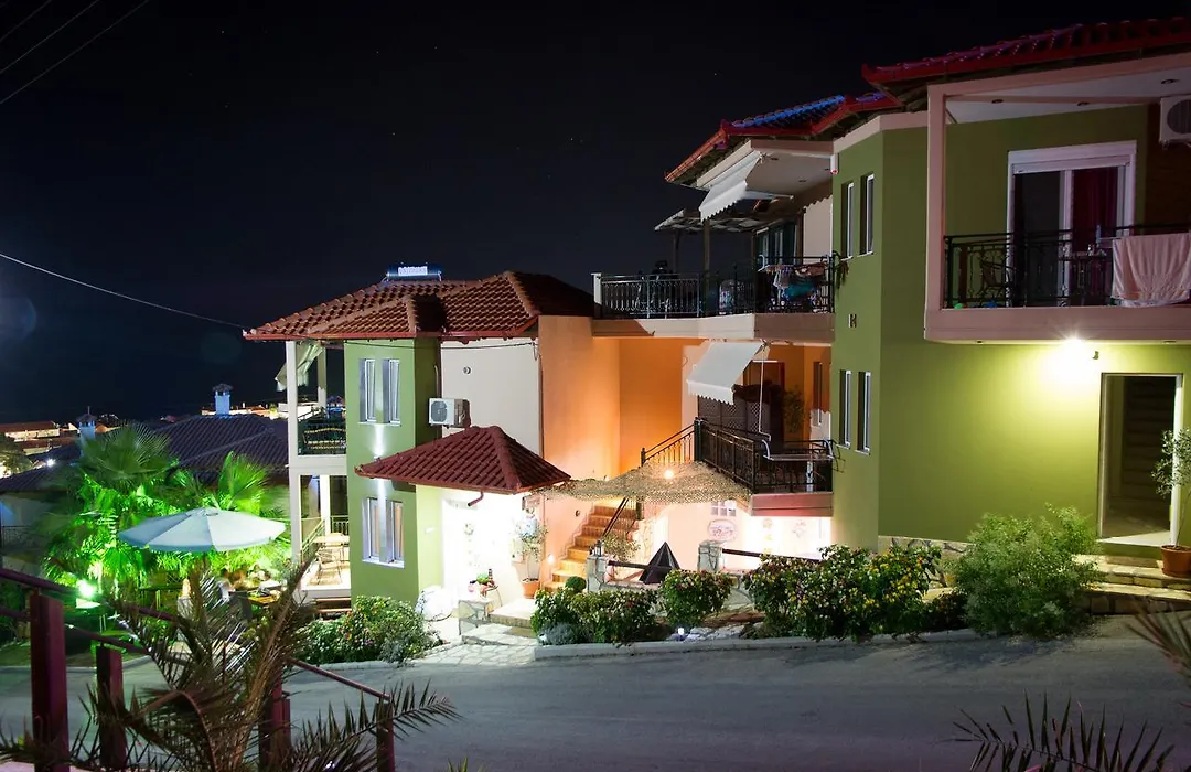 Greenhill Holiday Suites-1