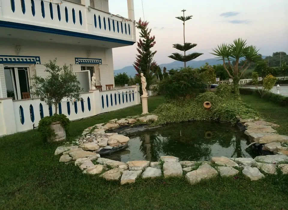 Gogas Palace-1