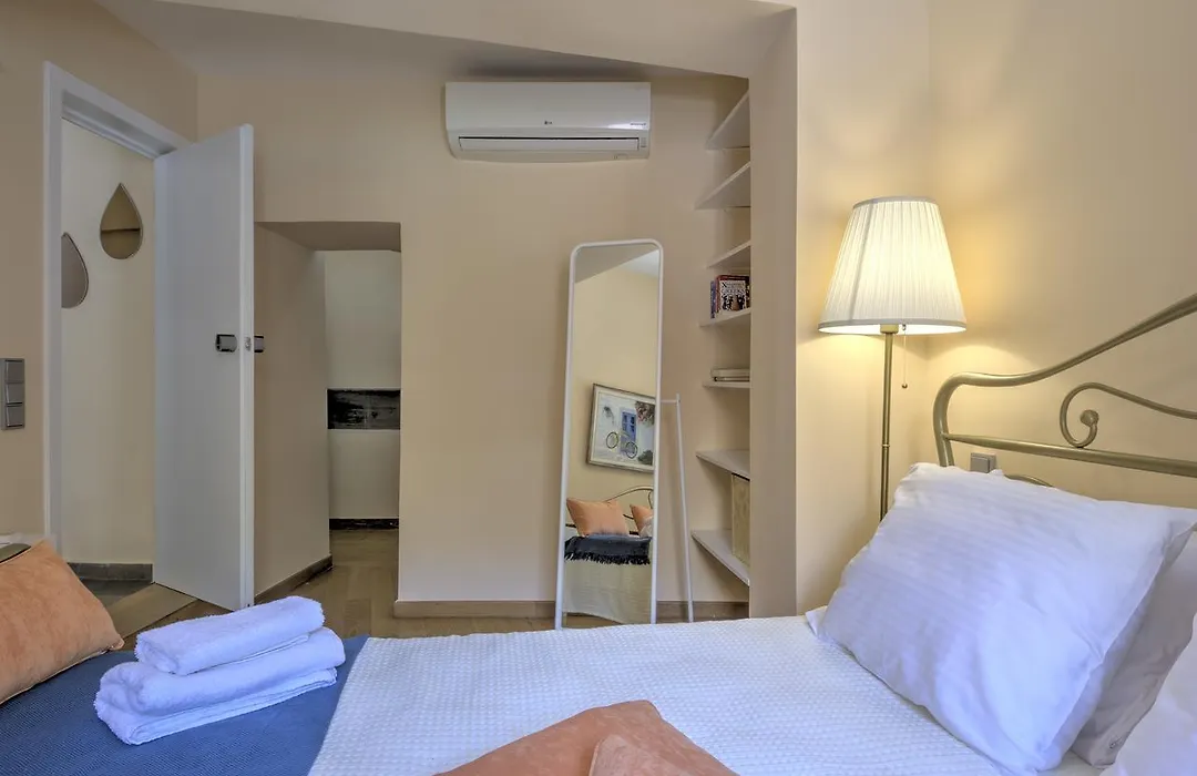 Aria Plaka Residence-1