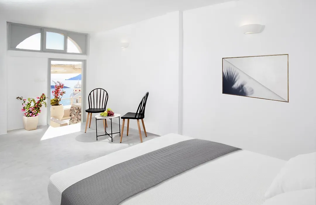 Lava Suites & Lounge-1