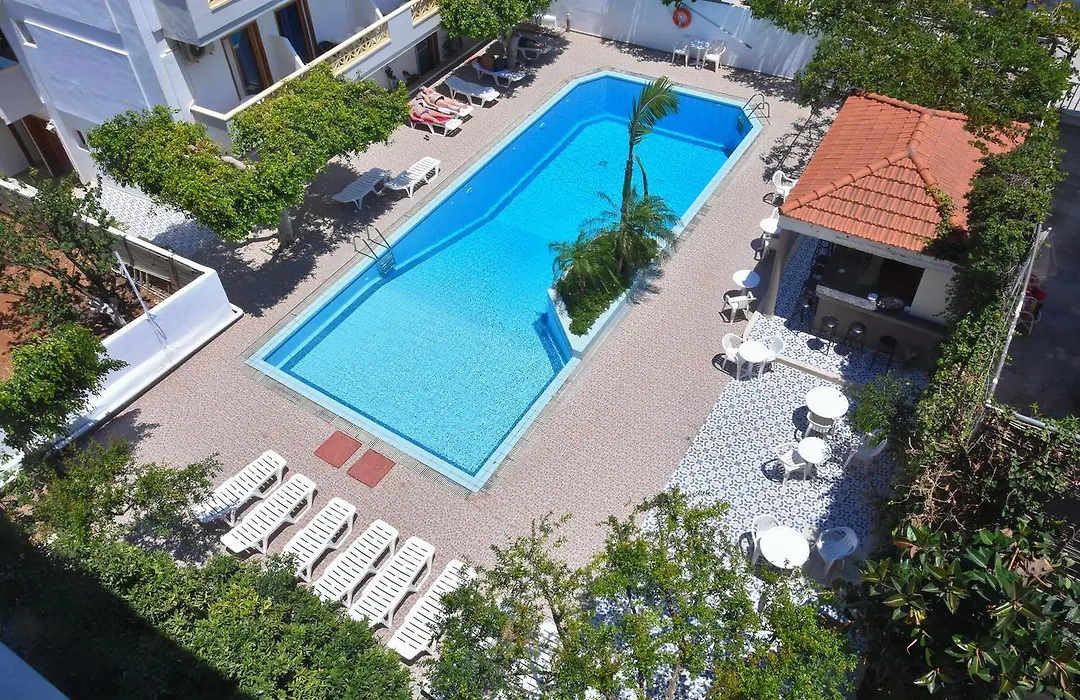 Sunny Resort-1