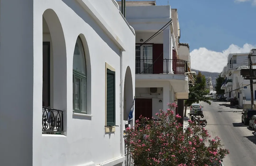 Πικροδάφνες-1