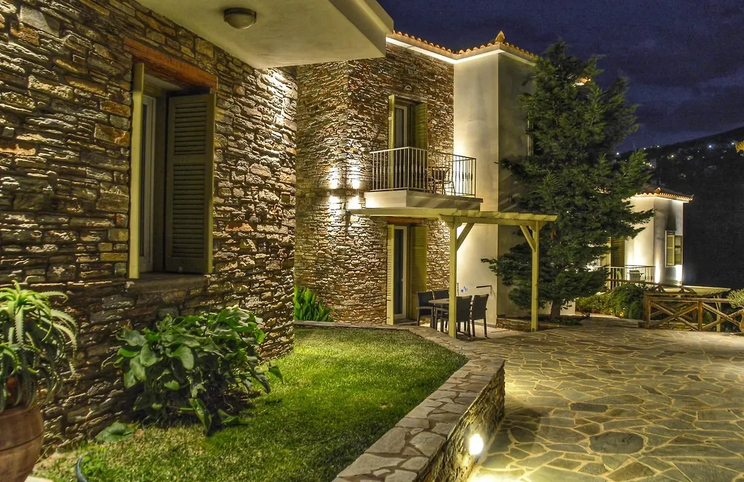 Iro Suites-1