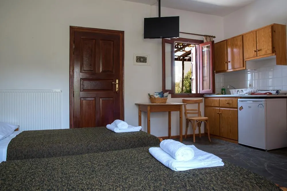 Nicolas Pension-1