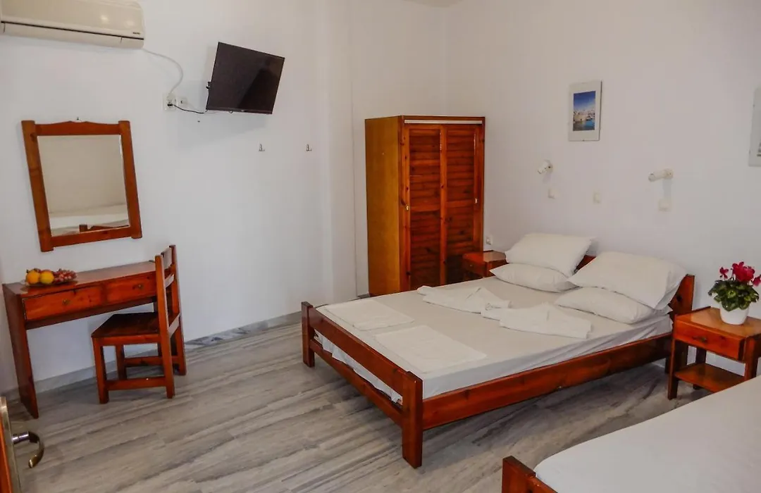Ioanna Rooms-1