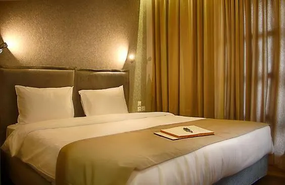 Athlos Hotel-1