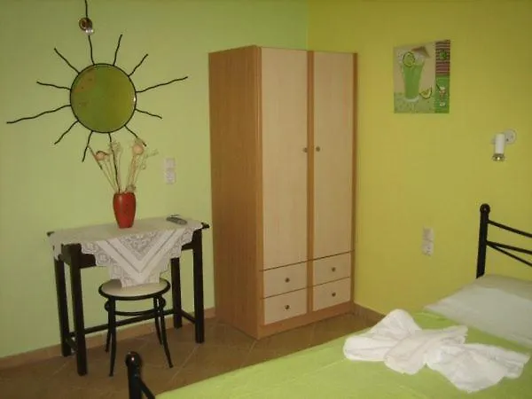 Studio Nikolos-1