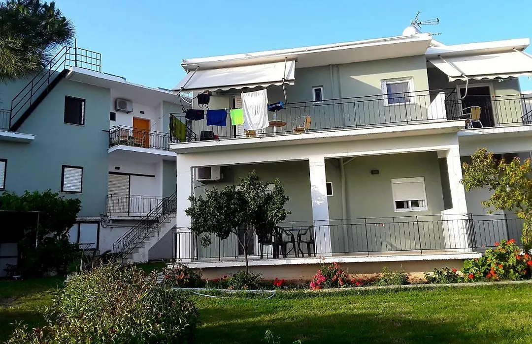 Athanasios Tsoumas Apartments-1