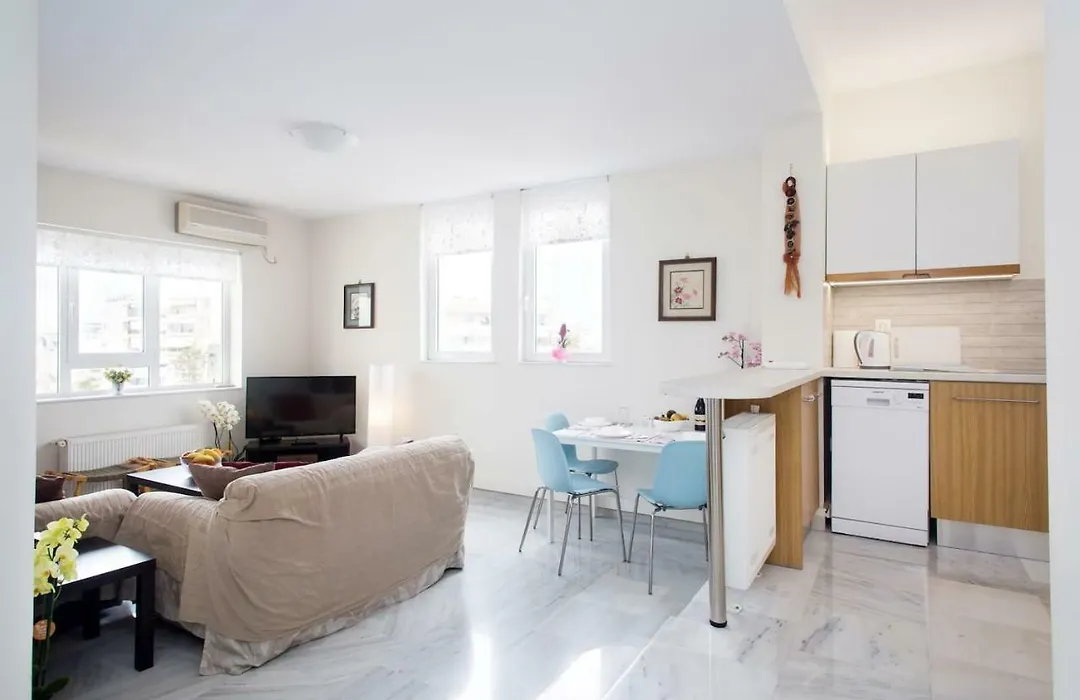 Lemon Grove Apartment-1