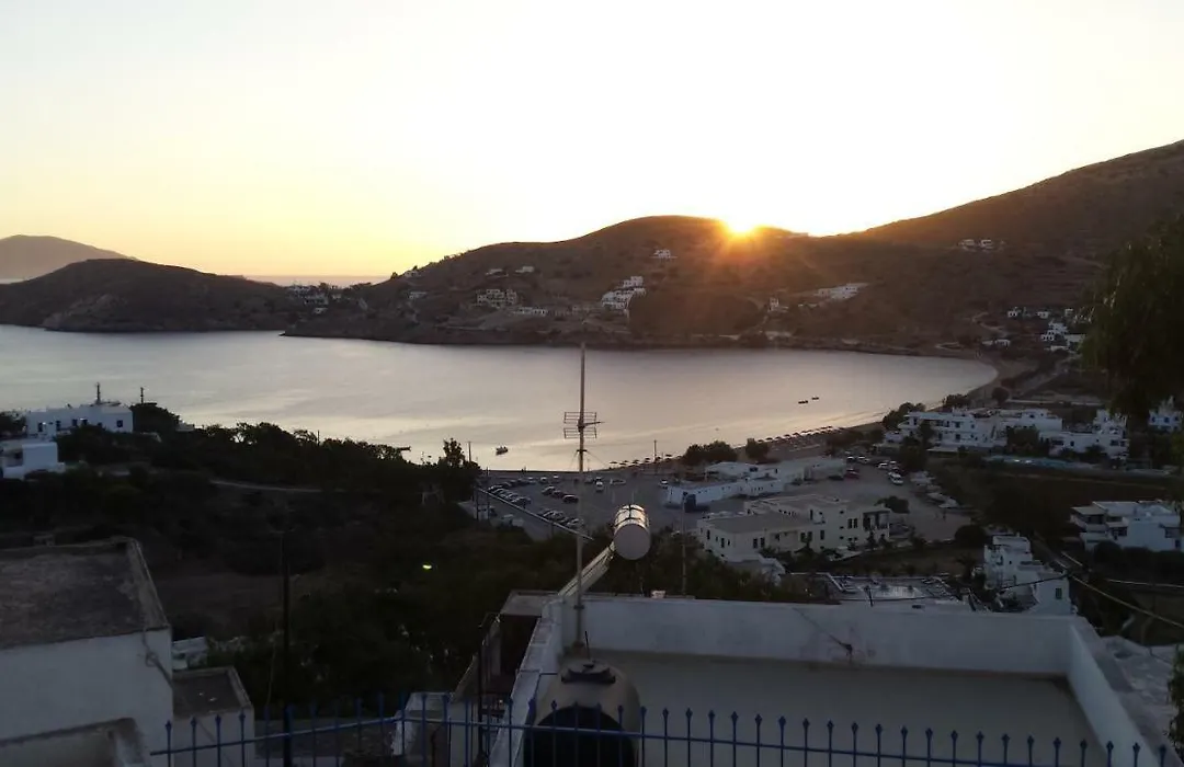 Grandma Vasiliki Rooms To Let-1
