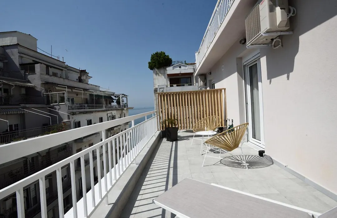 Magnifique Luxury Suites-1