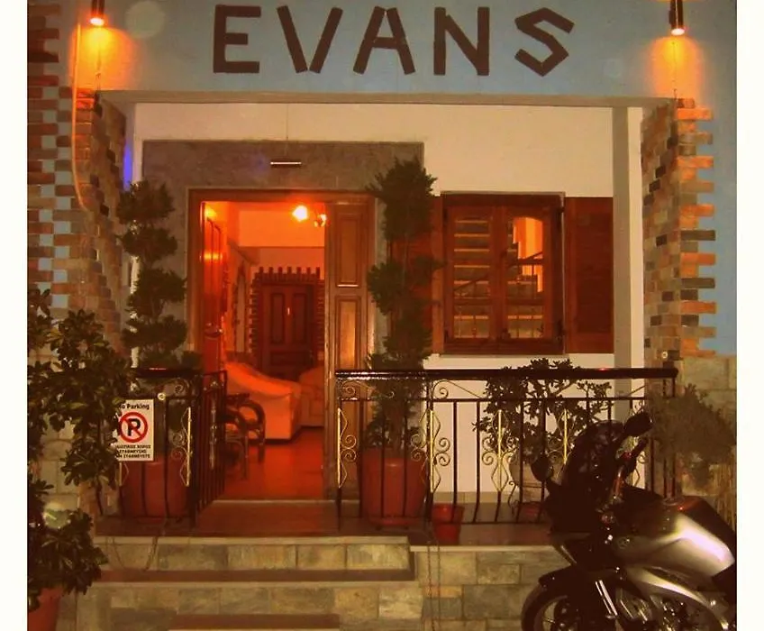 Evans Skiathos-1