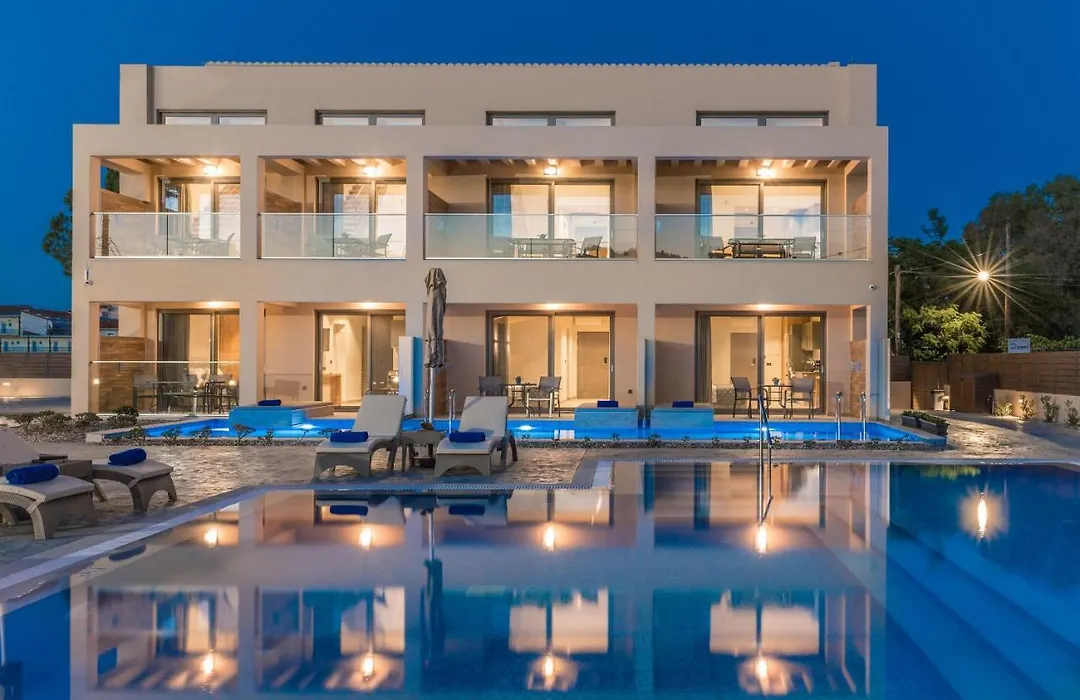 Mystique Luxury Suites & Maisonettes-1