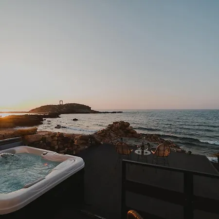 Portara Seaside Luxury Suites-3
