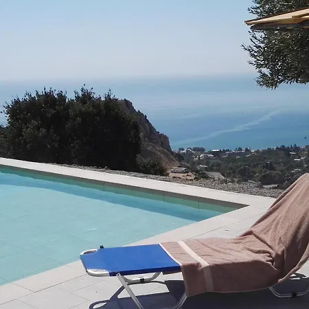 Bouganville Bed & Breakfast Stegna-2