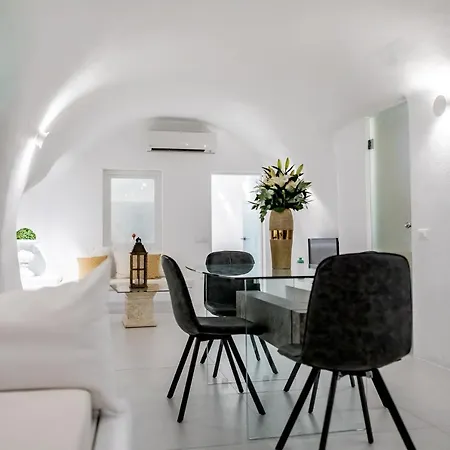 Boutique 88 Fira-2