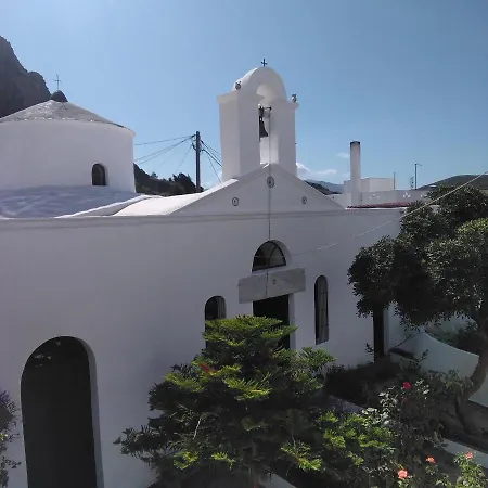 Studio Cozy - In The Heart Of Skyros Village-2