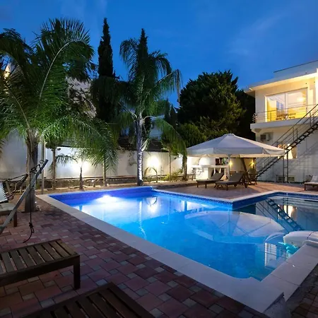 Villa 56 Luxury Apartments-3