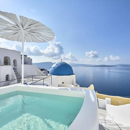 Cave Suite Oia-3