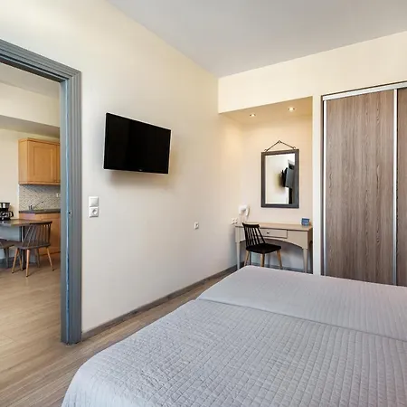 Icarus Apartments-3