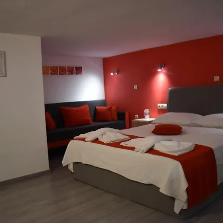 Rodoula Luxury Αpartment 2-3